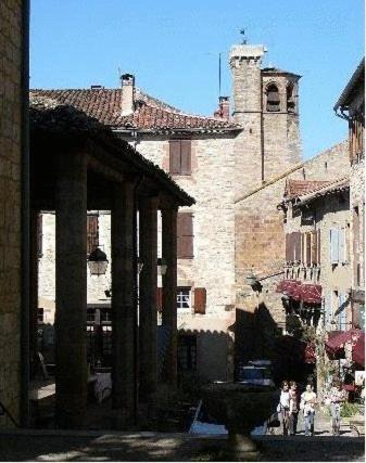 Auberge De La Halle Cordes-sur-Ciel Exterior foto