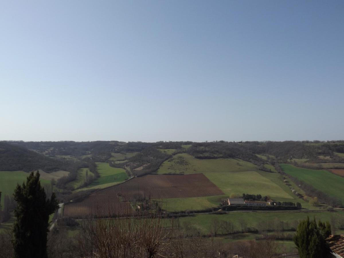 Auberge De La Halle Cordes-sur-Ciel Quarto foto